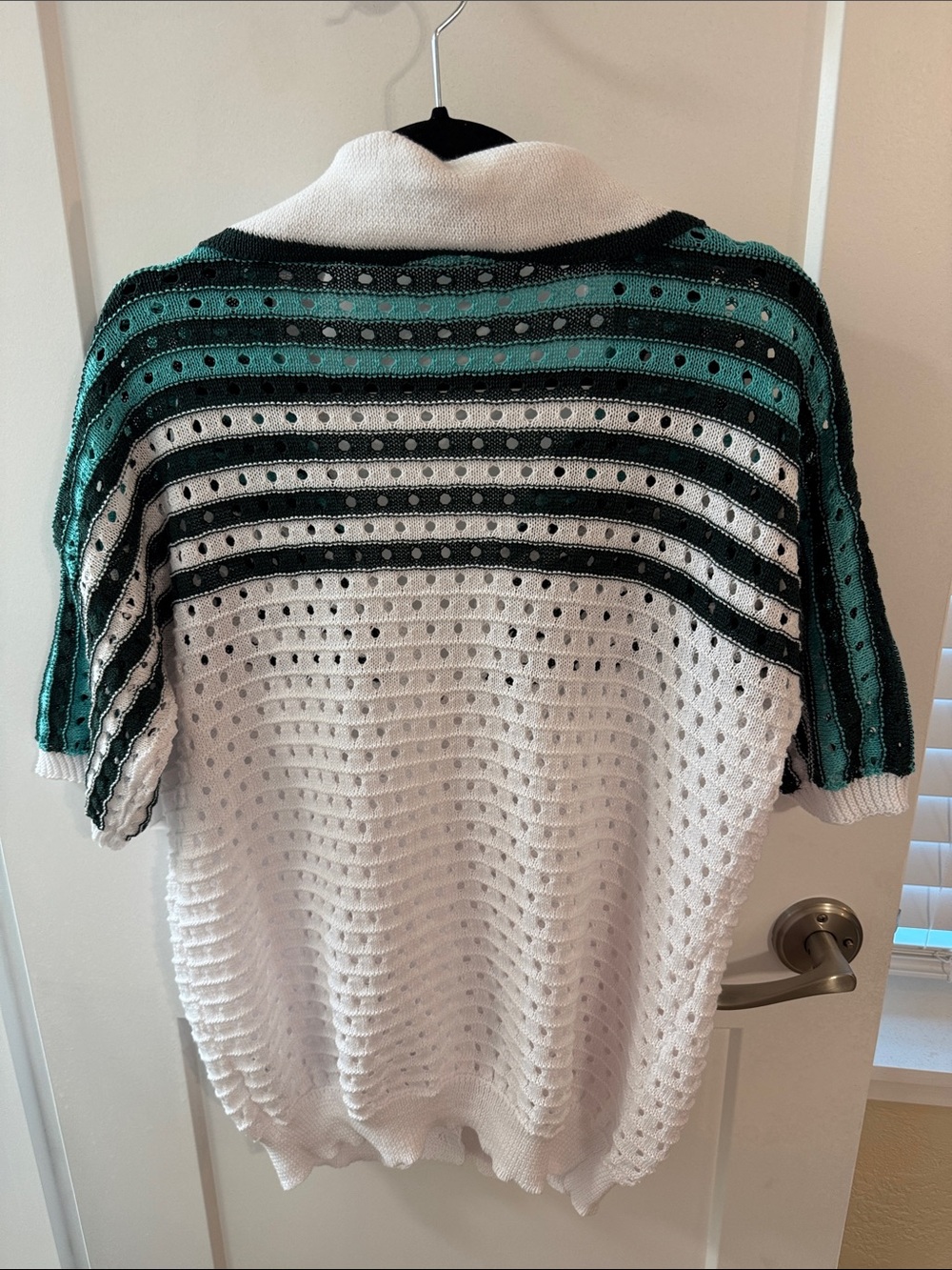 Pearl-Button White Knit Cardigan with Openwork Stitch - Picture 7 of 10